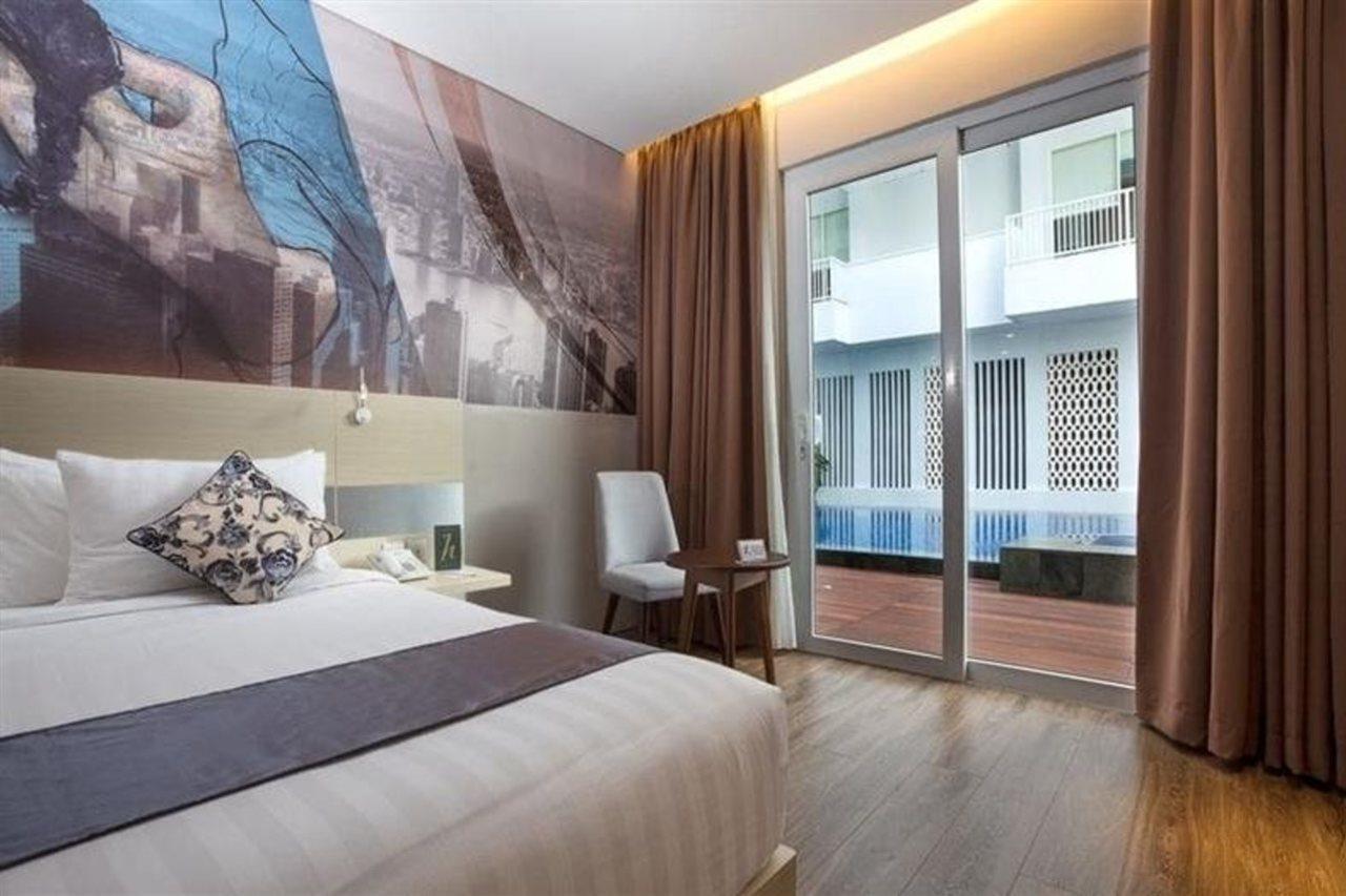 Horison Hotel Ultima Timika Zewnętrze zdjęcie